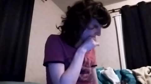 Snapshot of sweettoothtrixie chatting on 04/15/26, 02:18 Sweet Tooth Trixie online show from 04/15/26, 02:18