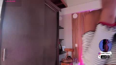 sweetviolet___ online show from 07/17/26, 12:01