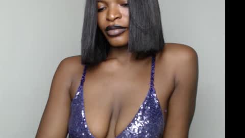 sweetxxboobsx online show from 12/04/25, 08:50