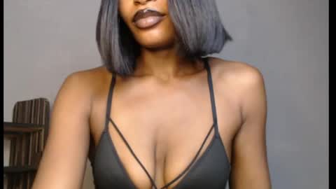 sweetxxboobsx online show from 04/12/26, 08:30