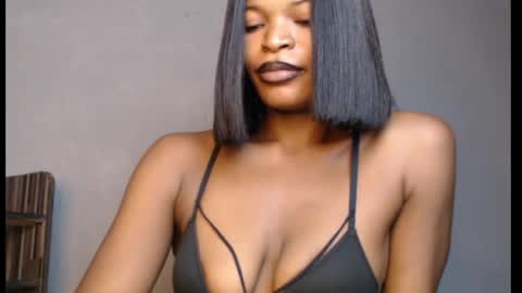 sweetxxboobsx online show from 04/24/26, 04:09