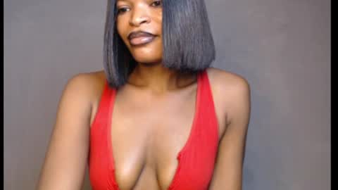 Snapshot of sweetxxboobsx chatting on 06/18/26, 08:36 sweetxxboobsx online show from 06/18/26, 08:36