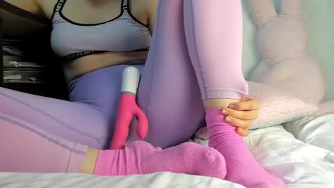 Mia online show from 02/18/25, 10:58