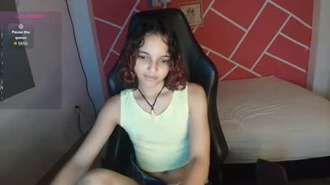 sweety_dreamgirl online show from 10/16/25, 07:59