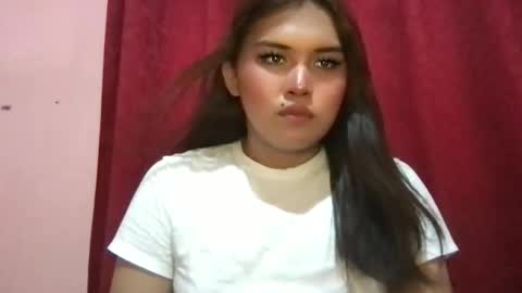 sweety_heart18 online show from 05/09/26, 05:34