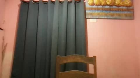 sweety_heart18 online show from 05/27/26, 01:19