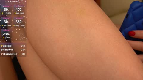 Snapshot of sweety_one_ chatting on 12/17/24, 05:58 Sweety one online show from 12/17/24, 05:58