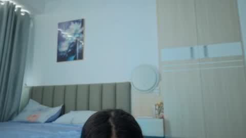 Vikky online show from 05/08/26, 12:16