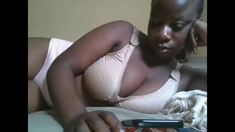 sweetyass25 online show from 10/25/25, 07:27