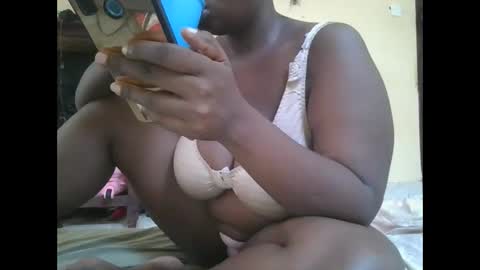 sweetyass25 online show from 11/30/25, 07:12