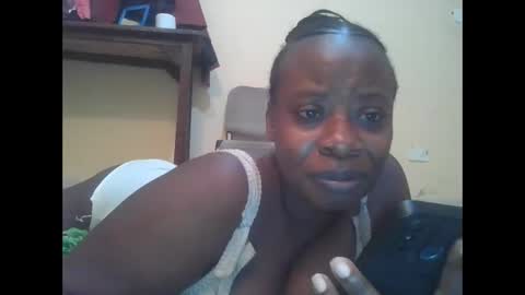 sweetyass25 online show from 06/03/26, 02:33