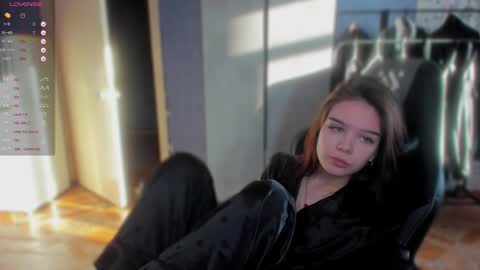 sweetydeviliya online show from 12/05/25, 08:23