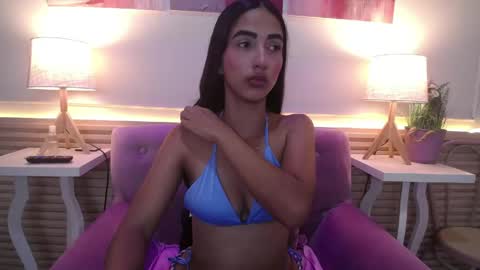 LAURA online show from 06/01/26, 11:56