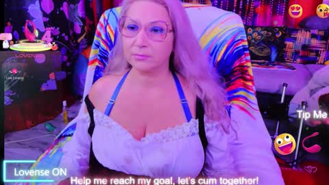 Snapshot of sweetylisahard chatting on 10/24/25, 04:47 Lisa online show from 10/24/25, 04:47