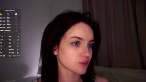 Snapshot of sweetyoops chatting on 02/21/26, 07:26 Astrid online show from 02/21/26, 07:26