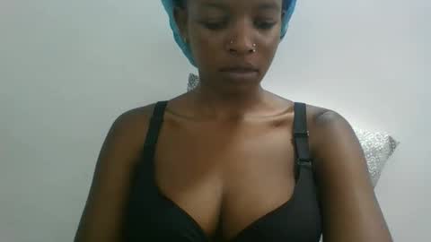 sweetz_candice online show from 10/02/25, 12:34