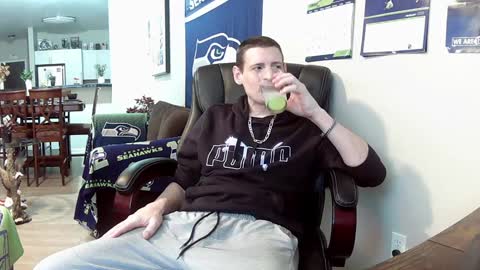 Snapshot of swelteringk chatting on 01/29/25, 11:46 Kile online show from 01/29/25, 11:46