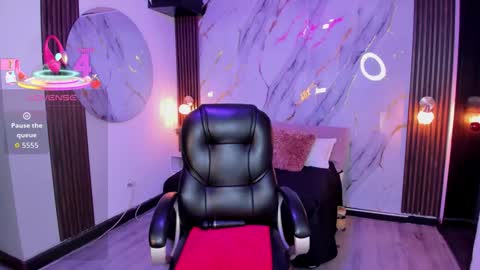 sweet online show from 10/31/25, 11:11