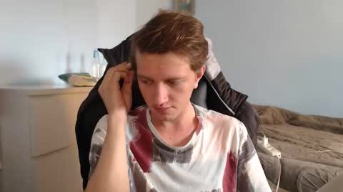 Cat online show from 01/13/26, 09:03