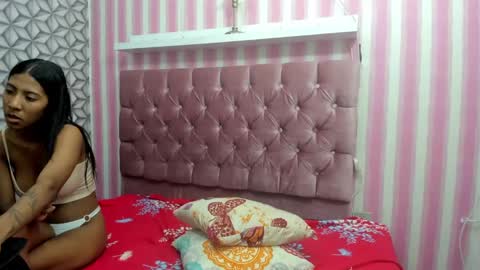 swett_lady_ online show from 02/23/25, 04:02