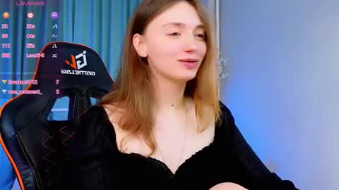 Snapshot of swettymolly chatting on 02/28/26, 11:06 swettymolly online show from 02/28/26, 11:06