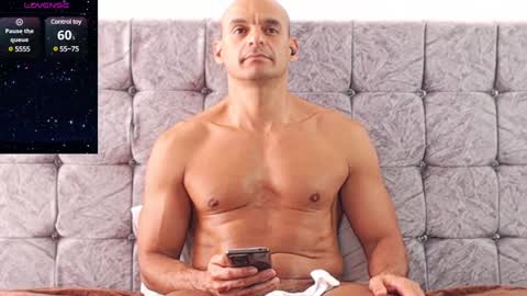    ------- Hi Im Willy  follow me do not forget to put the thumb up  online show from 01/27/25, 03:07