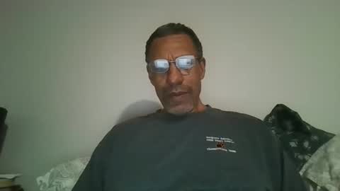 swimmerbod2495 online show from 02/22/26, 03:29