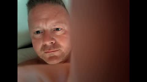 Swingrstarr online show from 04/15/26, 08:54