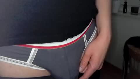 Snapshot of swissboy91berlin chatting on 03/09/25, 12:31 Swissboy online show from 03/09/25, 12:31