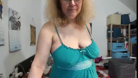 switchlorenx online show from 02/04/26, 05:41