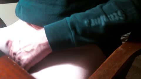 Snapshot of swizzle__stick chatting on 03/28/26, 09:42 will jeffers online show from 03/28/26, 09:42