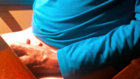 Snapshot of swizzle__stick chatting on 04/01/26, 10:05 will jeffers online show from 04/01/26, 10:05