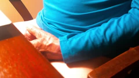 Snapshot of swizzle__stick chatting on 04/02/26, 10:02 will jeffers online show from 04/02/26, 10:02