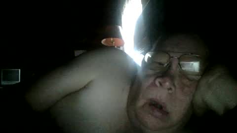 Snapshot of swm769 chatting on 06/27/26, 12:22 swm online show from 06/27/26, 12:22