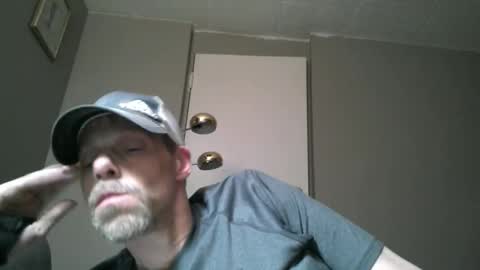 swontguy2025 online show from 02/26/25, 06:15