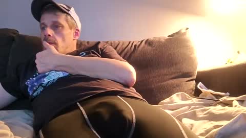 swontguy2025 online show from 02/15/26, 01:46