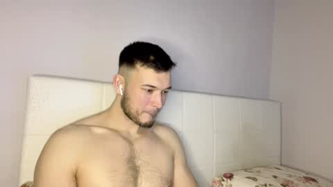 Snapshot of swordmansoul chatting on 01/14/25, 12:35 swordmansoul online show from 01/14/25, 12:35