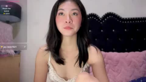 Holly online show from 05/27/26, 02:14