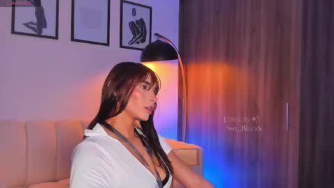 Ambar online show from 05/15/26, 11:45