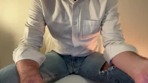 Snapshot of swtlick chatting on 12/18/25, 09:26 Swtlick online show from 12/18/25, 09:26