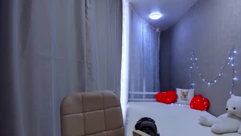 Snapshot of swweetangel chatting on 01/10/25, 03:50 Ana online show from 01/10/25, 03:50