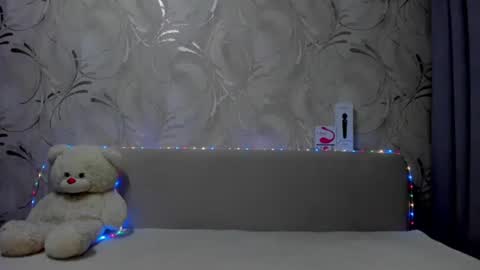 Snapshot of swweetangel chatting on 02/20/25, 01:36 Ana online show from 02/20/25, 01:36