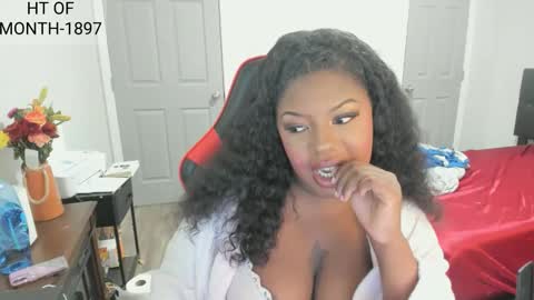 sxamleuy online show from 11/25/25, 04:23