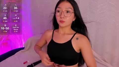 Snapshot of sydney_miller_ chatting on 07/10/26, 12:26 Sydney online show from 07/10/26, 12:26