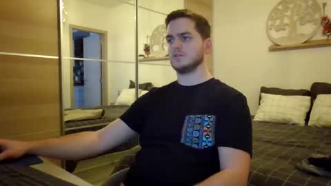 syl092 online show from 01/13/25, 05:33