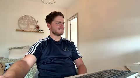 syl092 online show from 04/10/26, 01:16