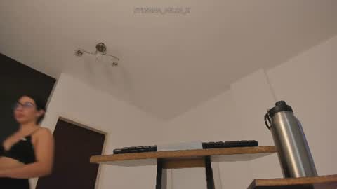 Snapshot of sylvana_mills_x chatting on 07/11/26, 08:11 Sylvana online show from 07/11/26, 08:11