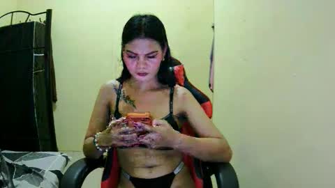 sylviafoxxx online show from 04/06/26, 03:13