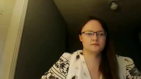 Snapshot of sylviexxxfun chatting on 06/28/26, 06:03 sylviexxxfun online show from 06/28/26, 06:03