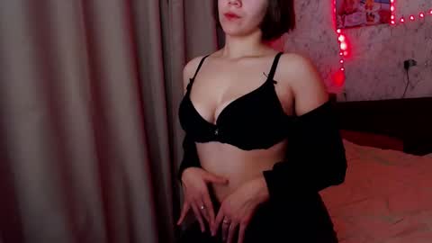 SyrenDixon online show from 11/11/25, 05:24